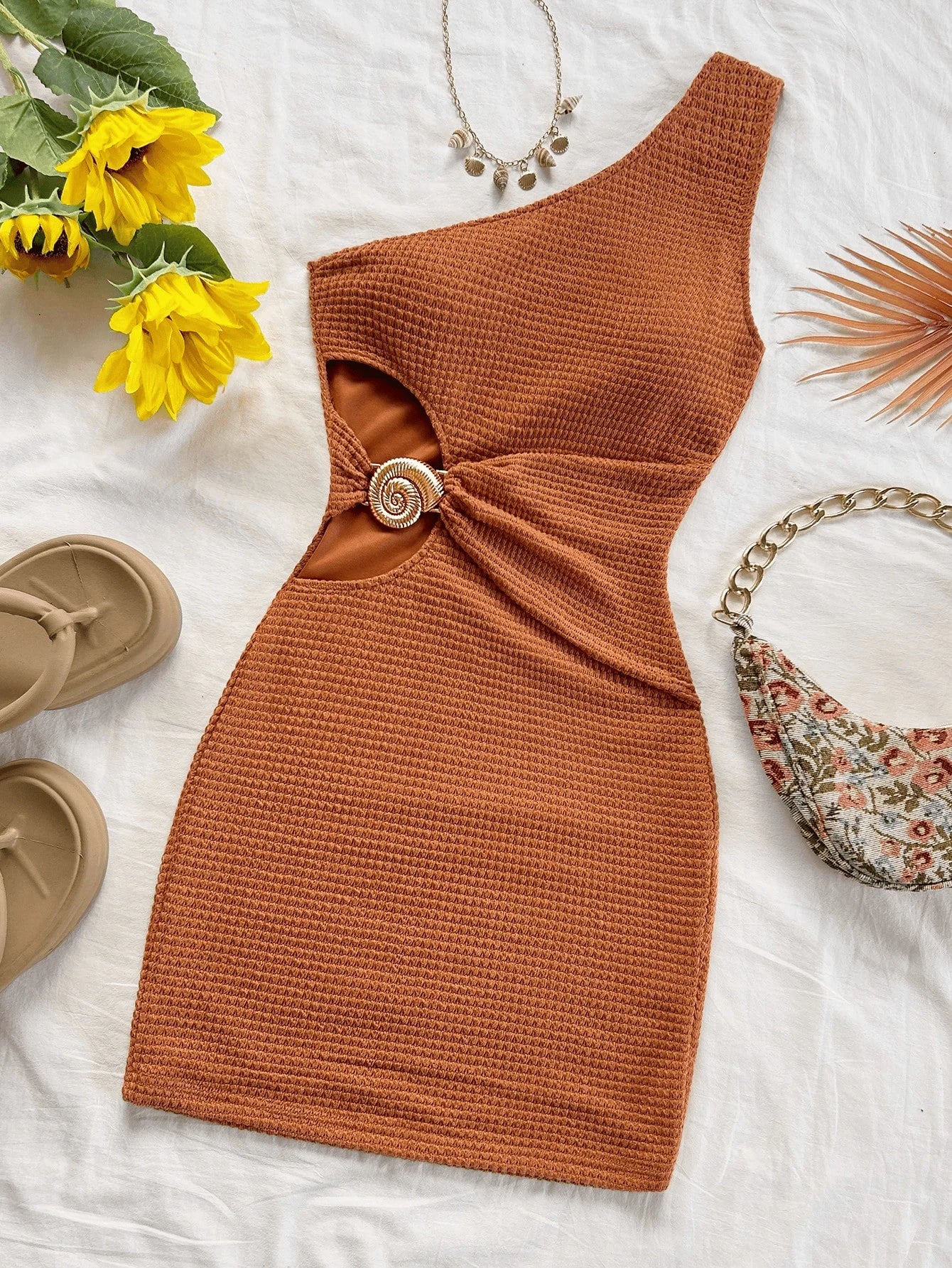 Elegant Off-the-Shoulder Hollowed-Out Metal Buckle Dress