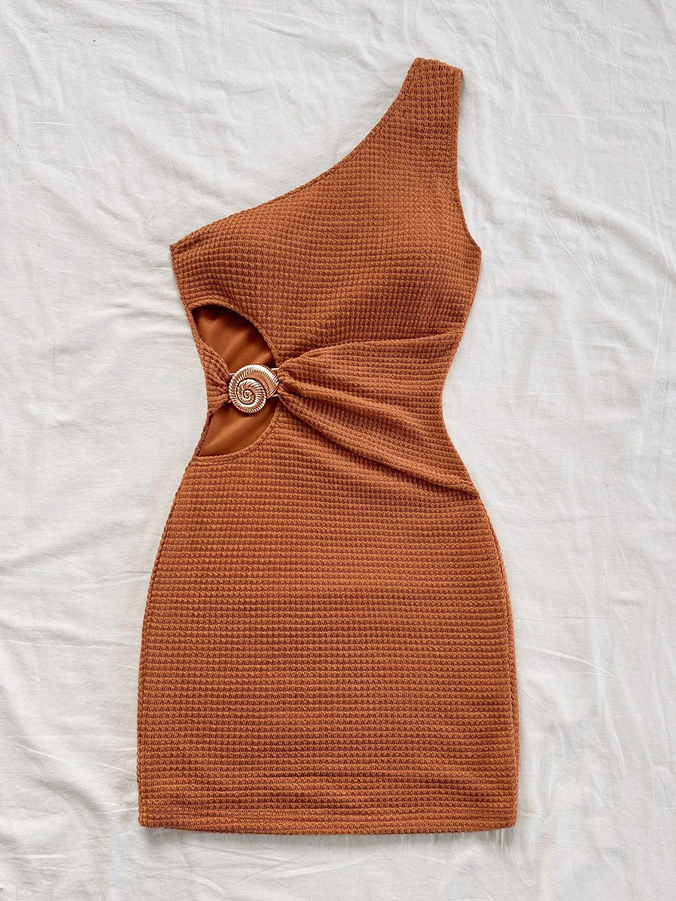 Elegant Off-the-Shoulder Hollowed-Out Metal Buckle Dress